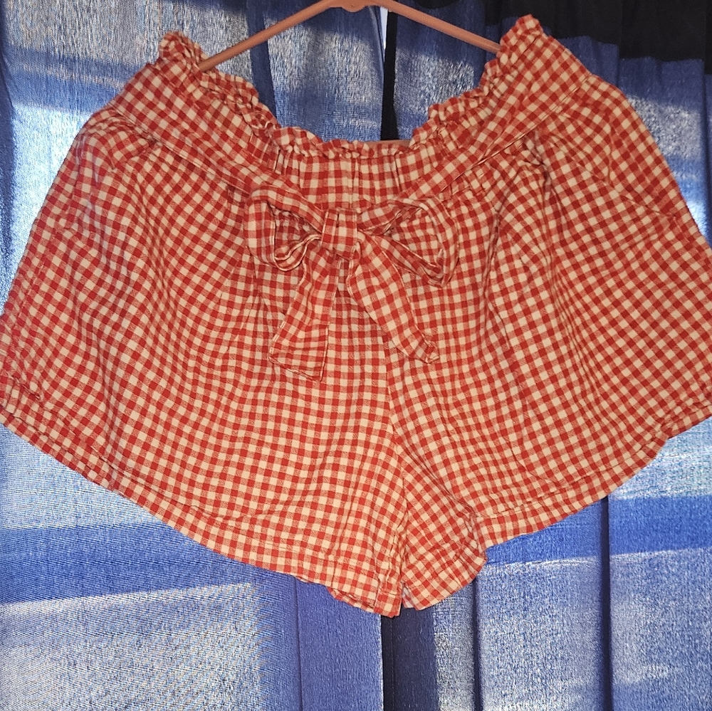 Morgan Taylor High Waist Red and White Shorts